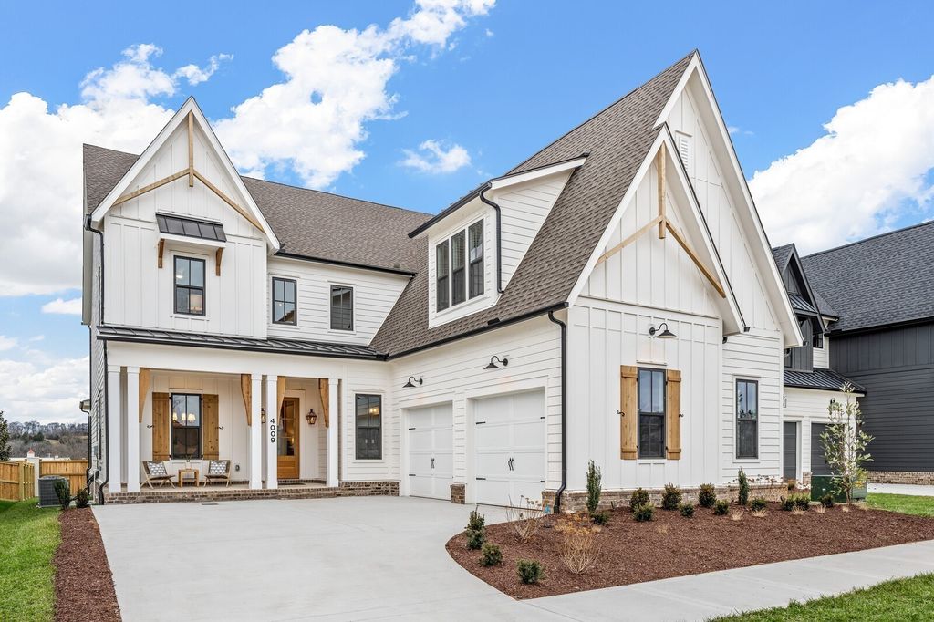 3977 Kathie Dr, Thompsons Station, TN 37179