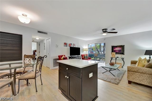 8110 S Woods CIR 4, Fort Myers, FL 33919