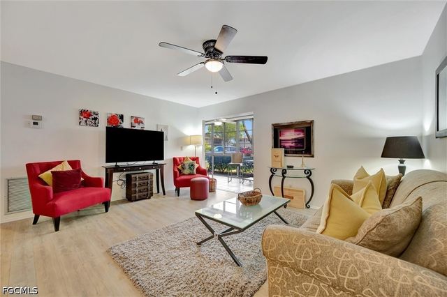 8110 S Woods CIR 4, Fort Myers, FL 33919