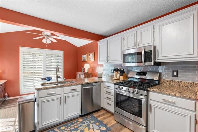 62 Davis Court, Hiram, GA 30141