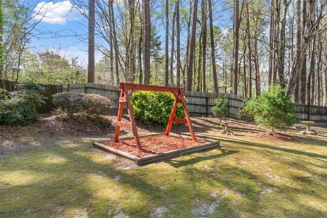 62 Davis Court, Hiram, GA 30141