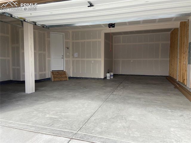 13108 Bluffpoint Drive, Peyton, CO 80831