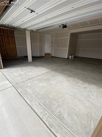 13108 Bluffpoint Drive, Peyton, CO 80831