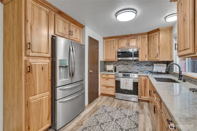 32544 24th Avenue SW, Federal Way, WA 98023