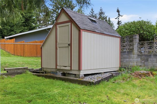 32544 24th Avenue SW, Federal Way, WA 98023