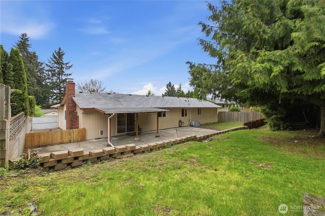 32544 24th Avenue SW, Federal Way, WA 98023