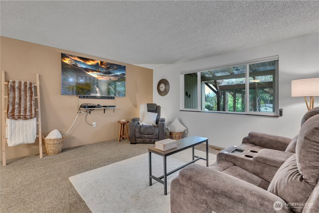 32544 24th Avenue SW, Federal Way, WA 98023