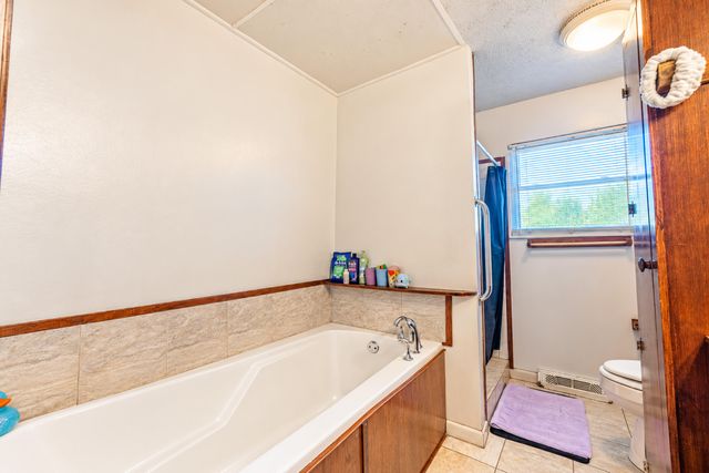 460 Sunset Drive, Bronston, KY 42518