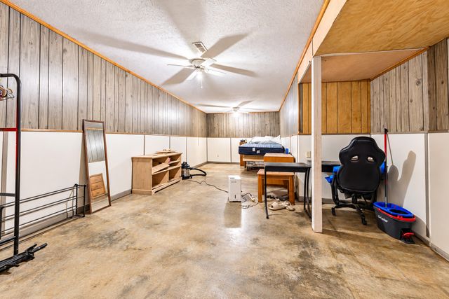 460 Sunset Drive, Bronston, KY 42518