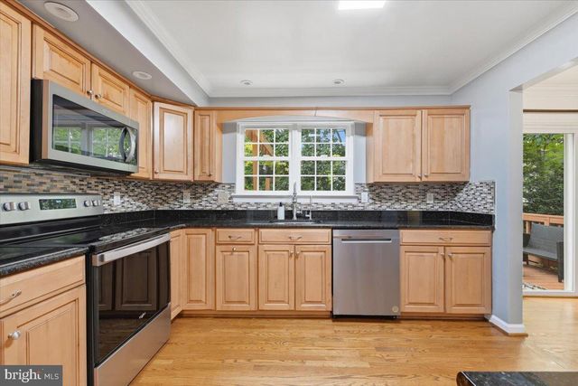 10421 TODMAN LANDING, Burke, VA 22015