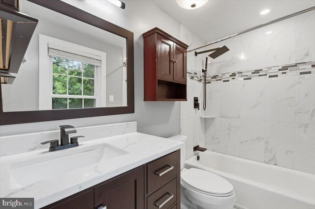 10421 TODMAN LANDING, Burke, VA 22015
