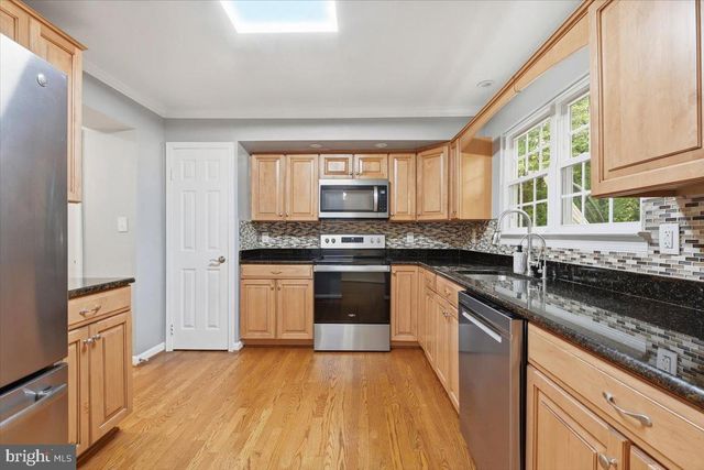 10421 TODMAN LANDING, Burke, VA 22015