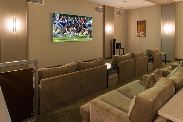 255 N Addison Avenue 528, Elmhurst, IL 60126