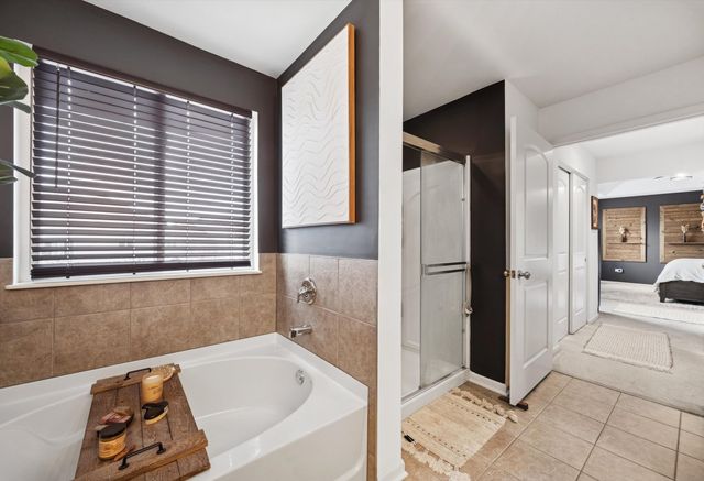 2380 River Hills Lane, Bolingbrook, IL 60490