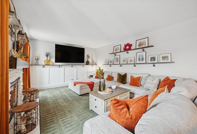 2380 River Hills Lane, Bolingbrook, IL 60490