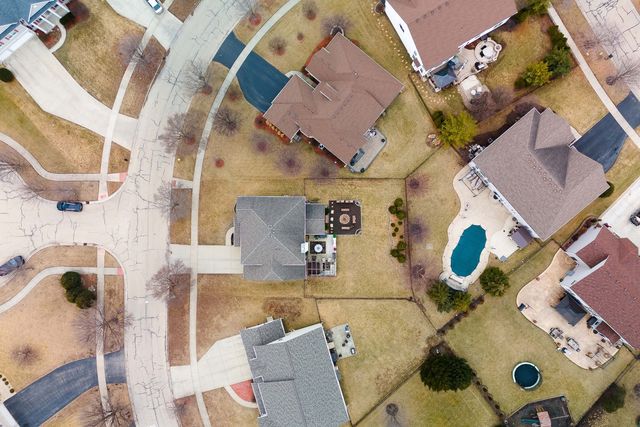 2380 River Hills Lane, Bolingbrook, IL 60490