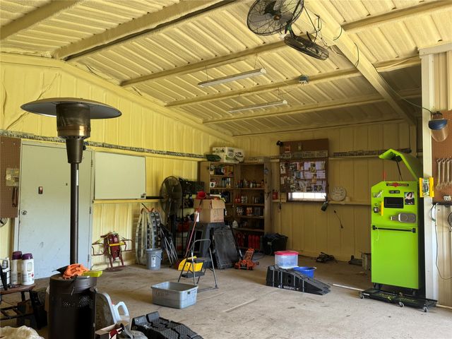 314 County Road 3585, Dike, TX 75437