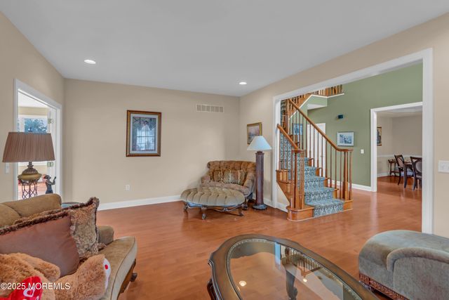 6 Bane Lane, Jackson, NJ 08527