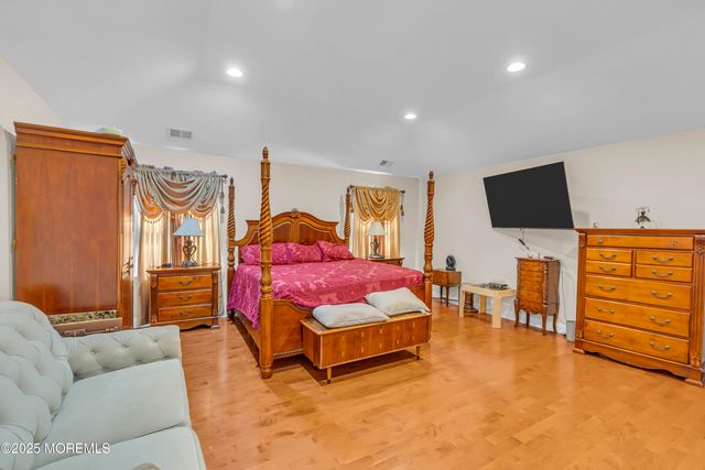 6 Bane Lane, Jackson, NJ 08527