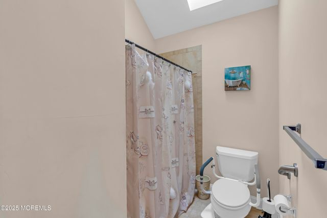 6 Bane Lane, Jackson, NJ 08527