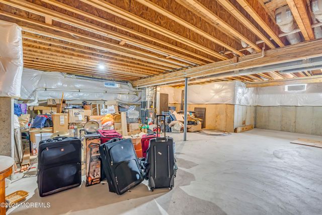 6 Bane Lane, Jackson, NJ 08527