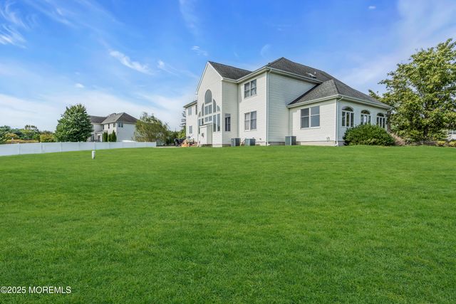 6 Bane Lane, Jackson, NJ 08527