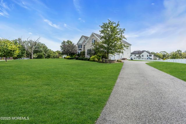 6 Bane Lane, Jackson, NJ 08527