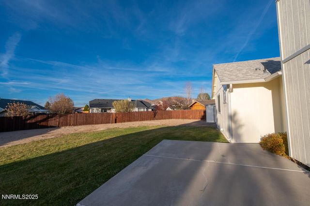 1290 Saddlehorn Court, Minden, NV 89423