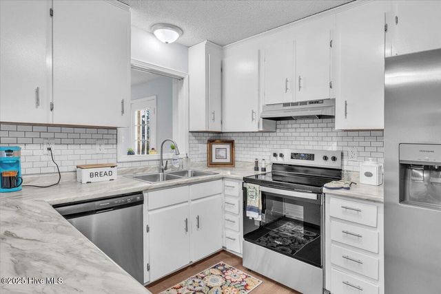 122 Carolina Circle, Jacksonville, NC 28546