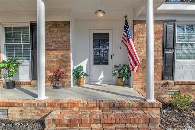 122 Carolina Circle, Jacksonville, NC 28546