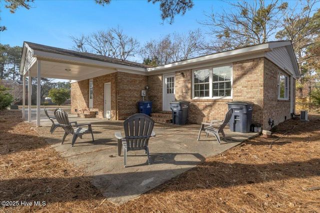 122 Carolina Circle, Jacksonville, NC 28546