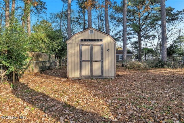 122 Carolina Circle, Jacksonville, NC 28546