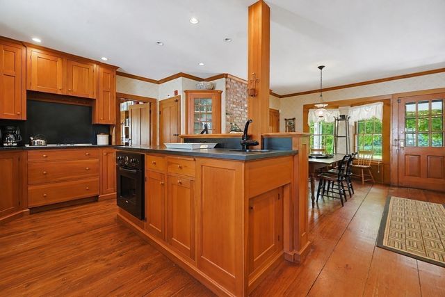 66 Malden St, West Boylston, MA 01583