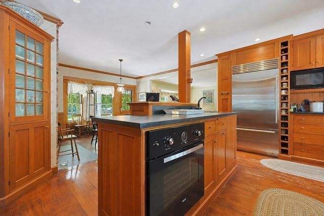 66 Malden St, West Boylston, MA 01583