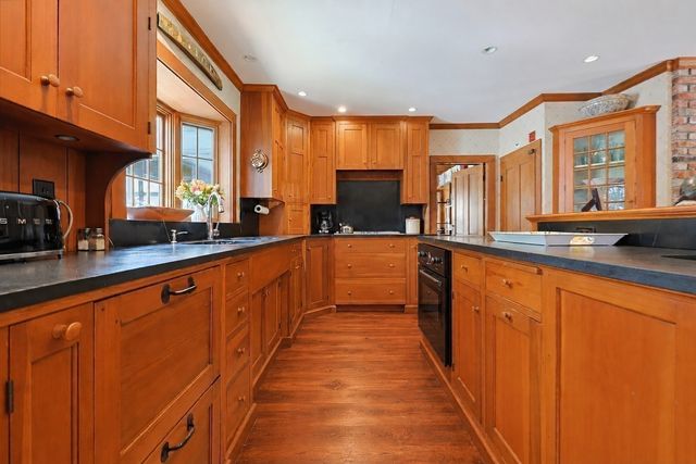 66 Malden St, West Boylston, MA 01583