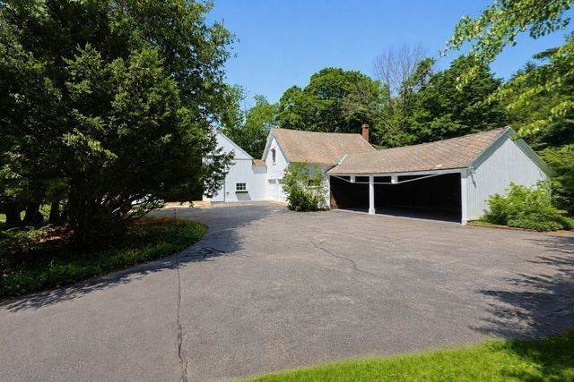 66 Malden St, West Boylston, MA 01583