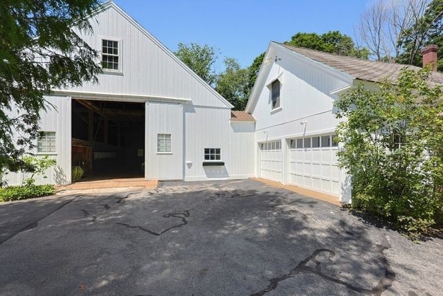 66 Malden St, West Boylston, MA 01583