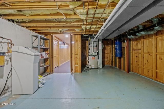 99 Boyack Road, Clifton Park, NY 12065