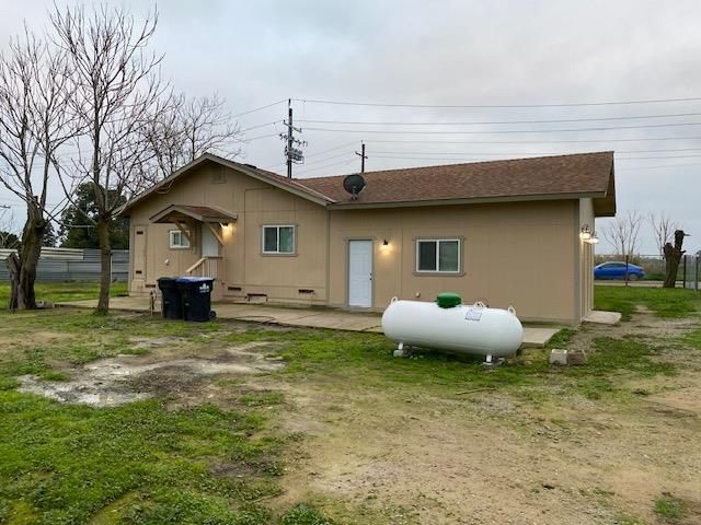 15792 Raymond Road, Madera, CA 93638