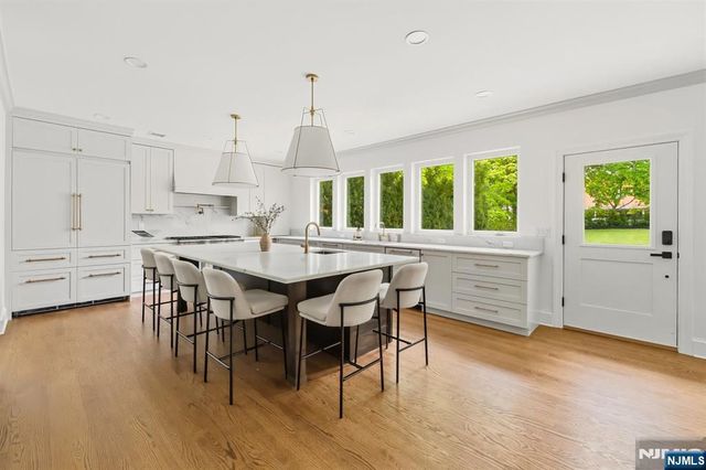 120 Hope Street, Ridgewood, NJ 07450