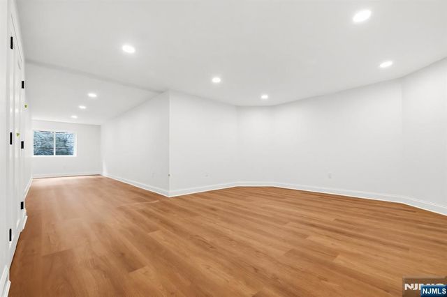 120 Hope Street, Ridgewood, NJ 07450