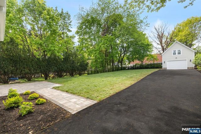 120 Hope Street, Ridgewood, NJ 07450