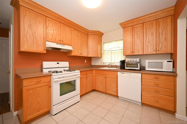76-04 252nd Street, Bellerose, NY 11426