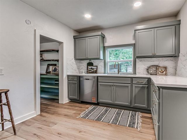 509 N Division Street, Guthrie, OK 73044