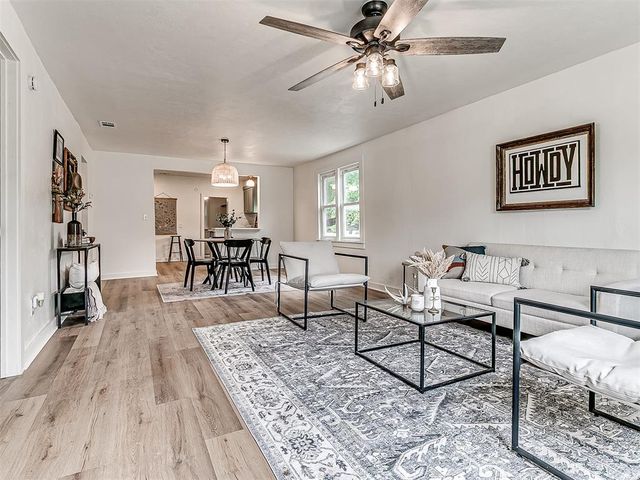 509 N Division Street, Guthrie, OK 73044