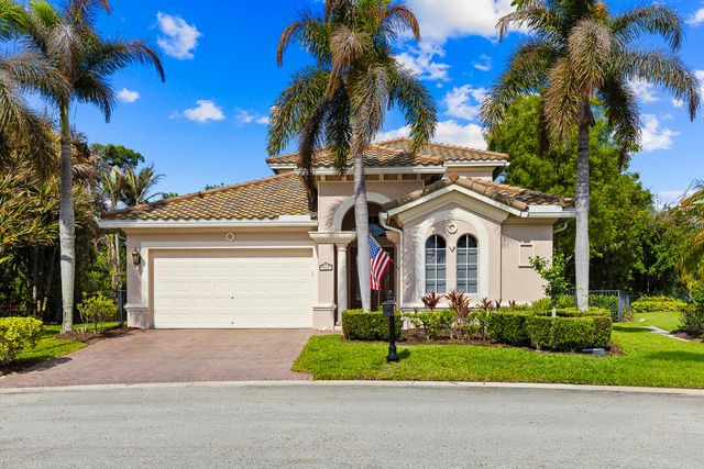 904 SW Pebble Lane, Palm City, FL 34990