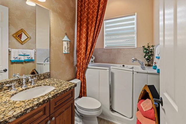 904 SW Pebble Lane, Palm City, FL 34990