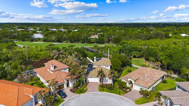 904 SW Pebble Lane, Palm City, FL 34990