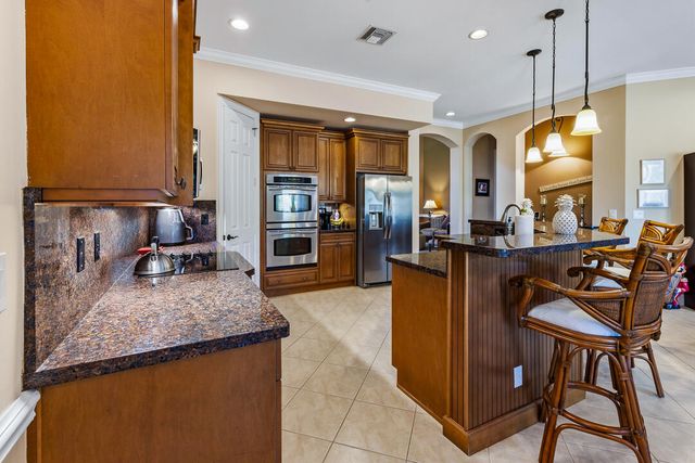 904 SW Pebble Lane, Palm City, FL 34990