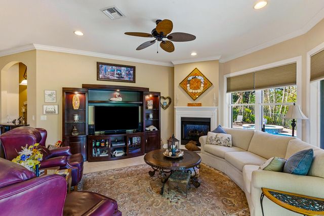 904 SW Pebble Lane, Palm City, FL 34990